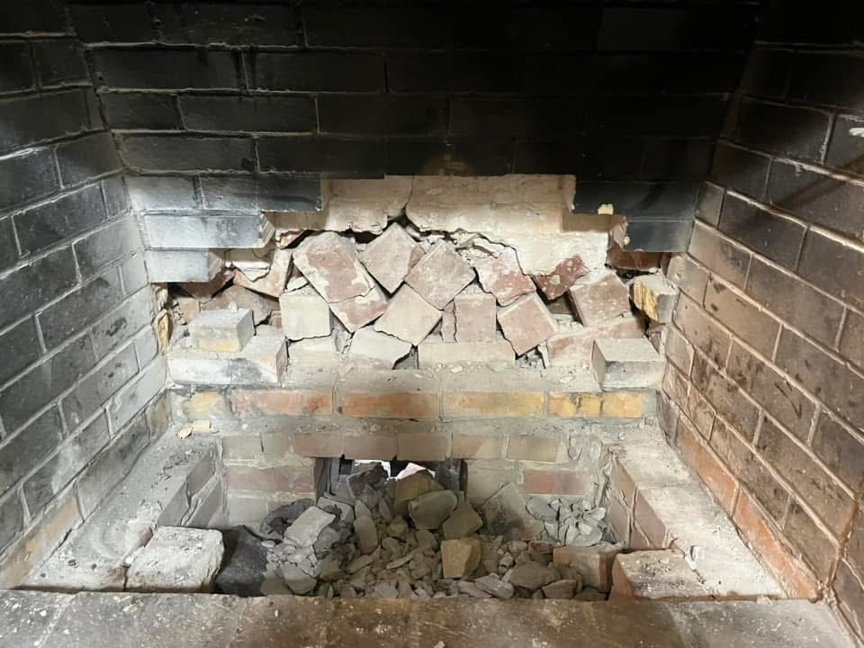 AJI Chimney Cleaning Rosa - Professional chimney cleaning and repair services in Santa Rosa, California