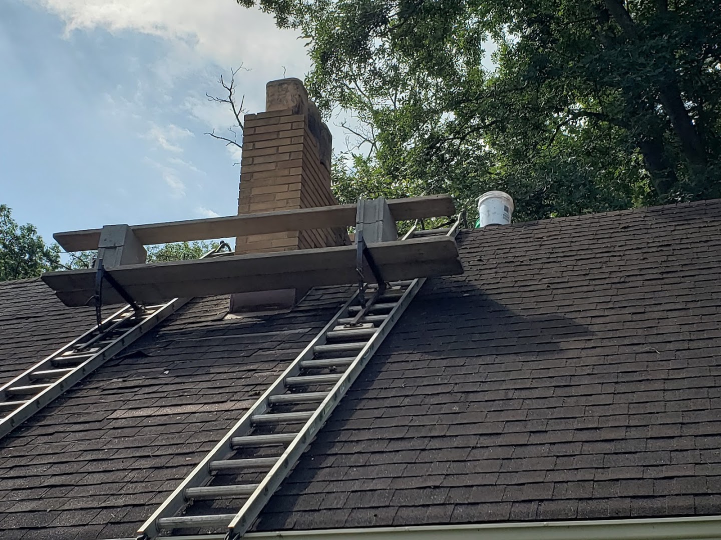 Bay Chimney Sweep - Professional chimney cleaning and repair services in Avon, Oregon