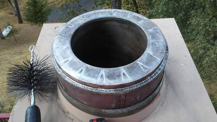 Chimney Sweep & Stove Lee Services chimney services work photo 5 - Professional chimney cleaning and repair in Loomis, Oregon
