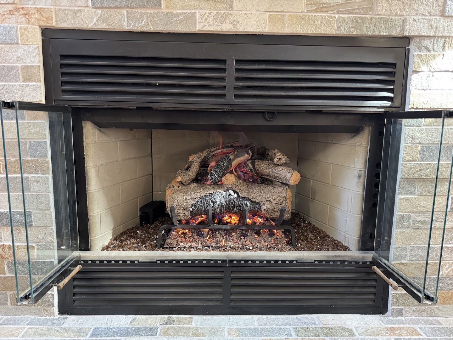 Fireplace & Chimney Authority - Professional chimney cleaning and repair services in Elmhurst, Illinois