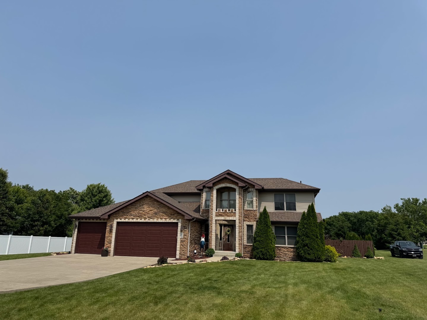 O & M Construction, Inc. - Professional chimney cleaning and repair services in New Lenox, Illinois