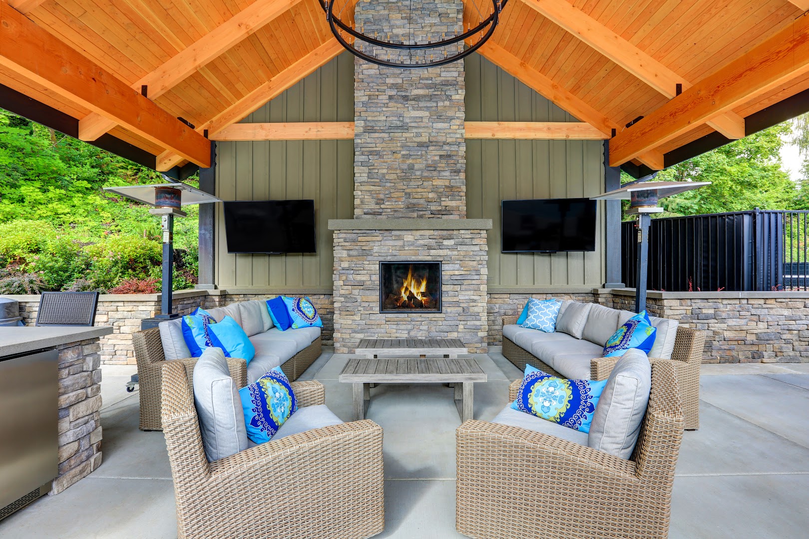 Pratt's Professional Chimney Service - Professional chimney cleaning and repair services in Sturtevant, Massachusetts