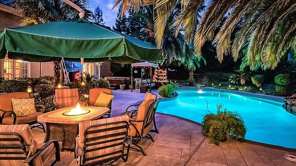 Redding Pool and Fireplace - Professional chimney cleaning and repair services in Redding, Oregon