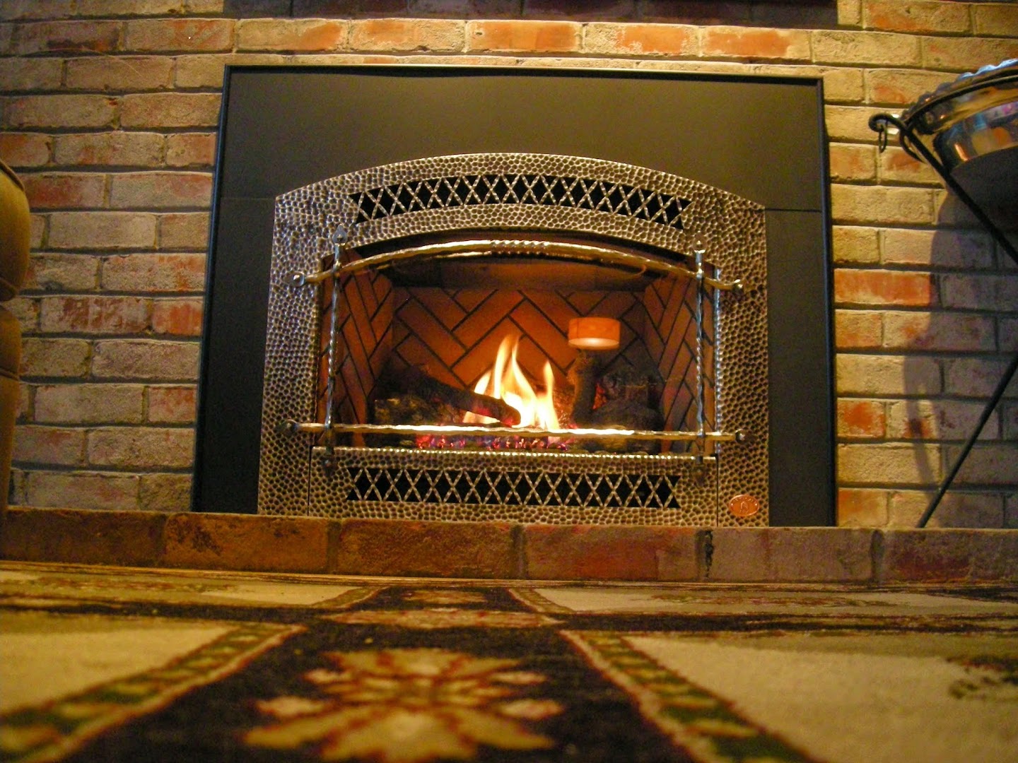 Safe & Warm Fireplace Services - Professional chimney cleaning and repair services in Rohnert Park, California