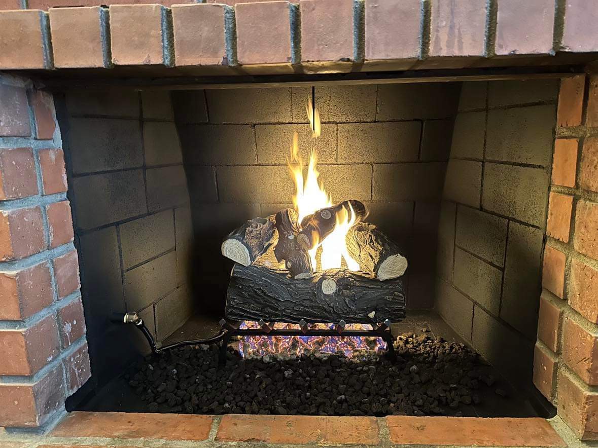 Smokey and The Bandits LLC - Professional chimney cleaning and repair services in Moorpark, California