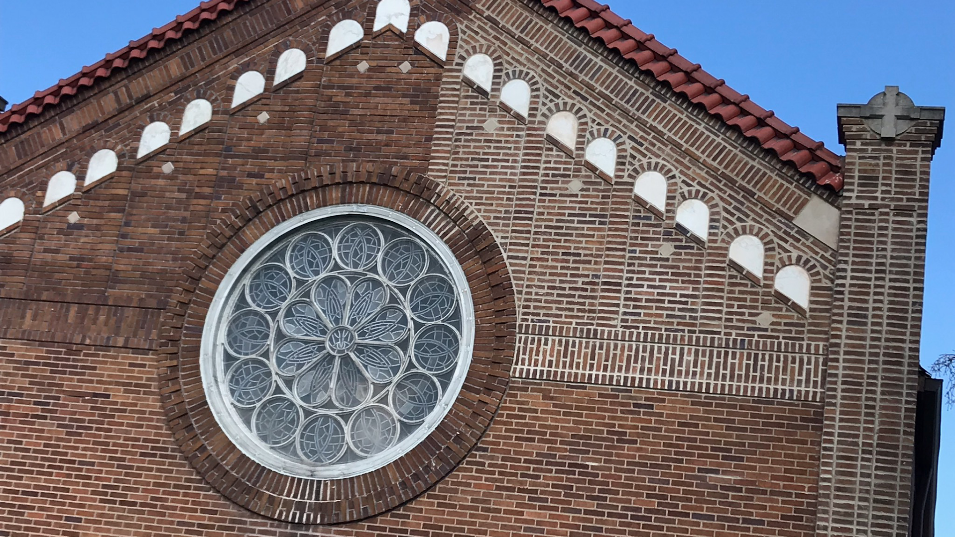 Tiger Restoration Tuckpointing LLC - Professional chimney cleaning and repair services in Racine, Wisconsin