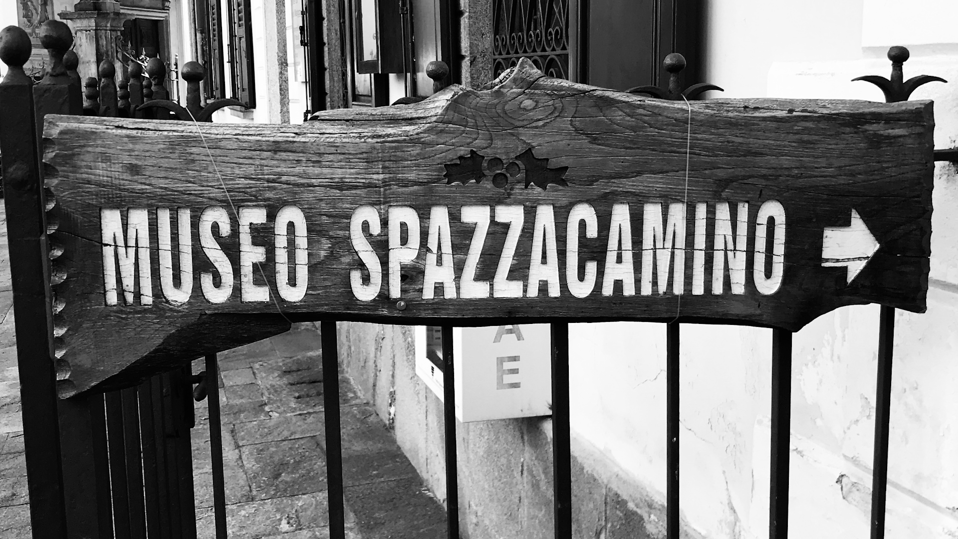 Tyrus Chimney Sweep Service - Professional chimney cleaning and repair services in Quincy, California