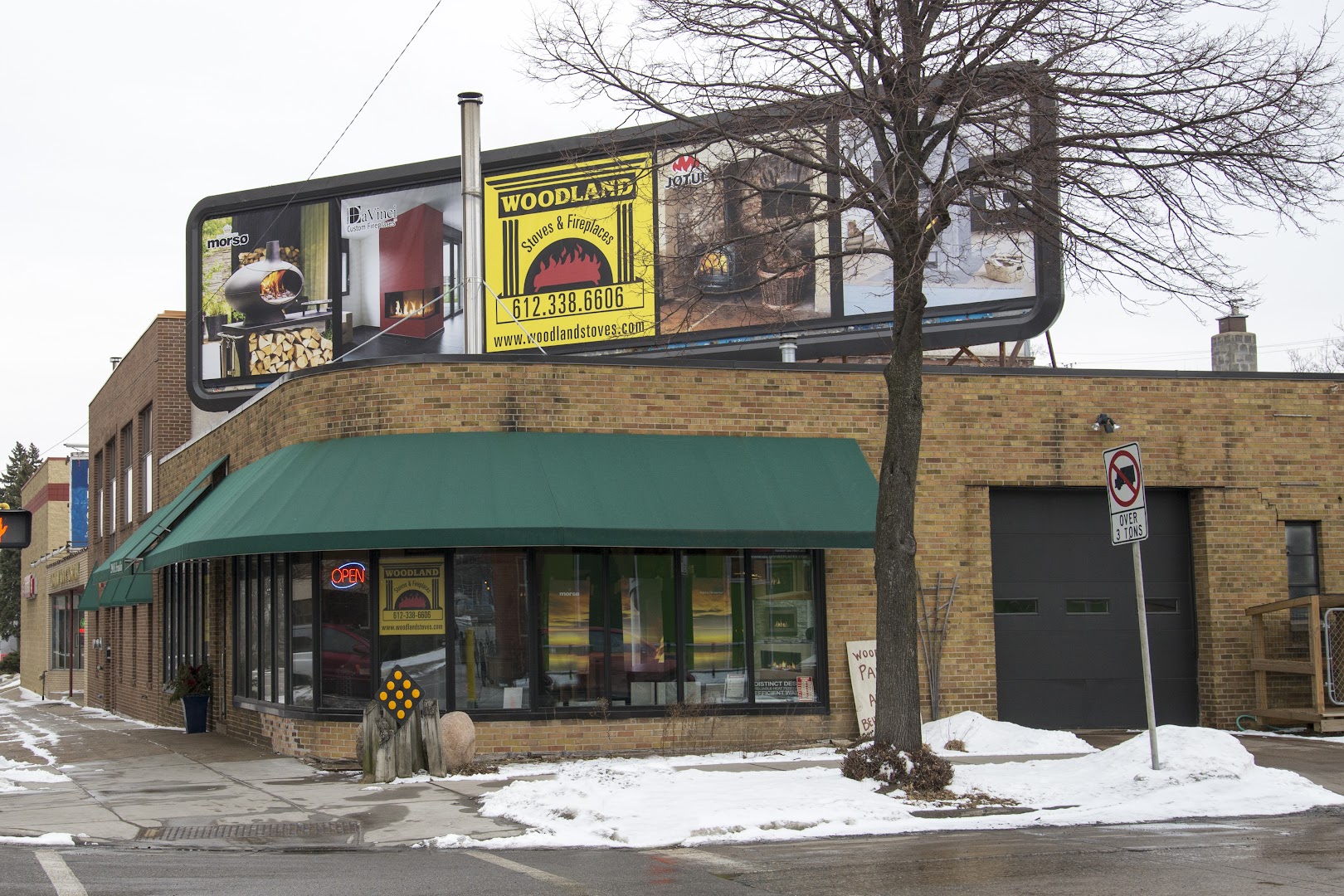 Woodland Stoves & Fireplaces - Professional chimney cleaning and repair services in Minneapolis, Minnesota